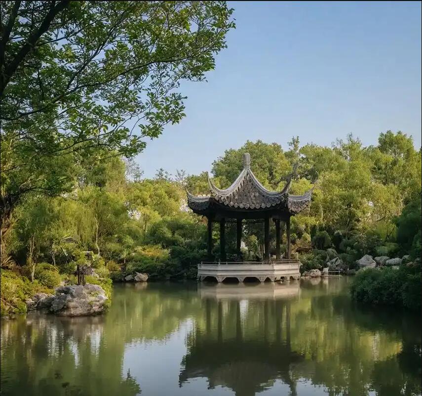 雨花区怜寒设计有限公司